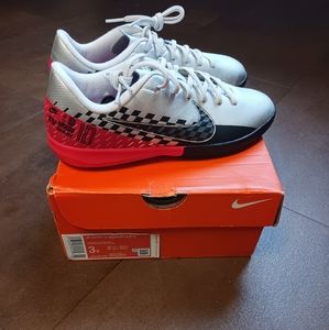 Nike Jr Vapor 13 Academy Kids 3Y